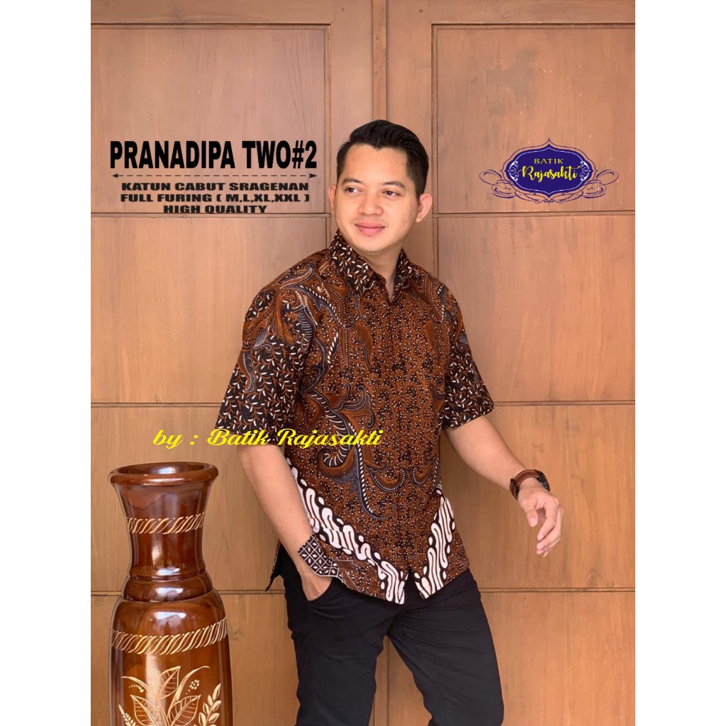 KEMEJA BAJU BATIK PRIA SOLO LENGAN PENDEK FULL FURING KATUN HALUS Pranadipa Two Seri BATIK RAJASAKTI MANGKUBUMI GALING MEWAH ASMARADANA GUMILAR MERAH JIBRAN 2 AMBYAAR PEN ARDIYAMA 2 PUJANGGA 2 MAHKOTA PENDEK PANDJI BATIK SOLO AMANAH BATIKSOLOAMANAH