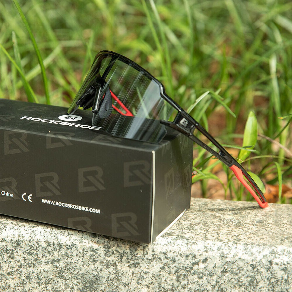 Rockbros Kacamata Olahraga Lari Sepeda dengan Lensa Photochromic UV400 untuk Pria dan Wanita