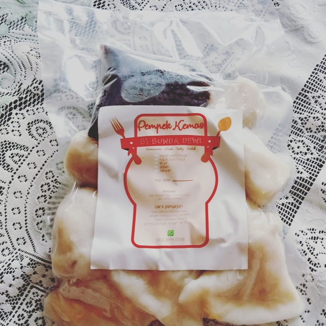 

frozen pempek asli palembang by kemas food