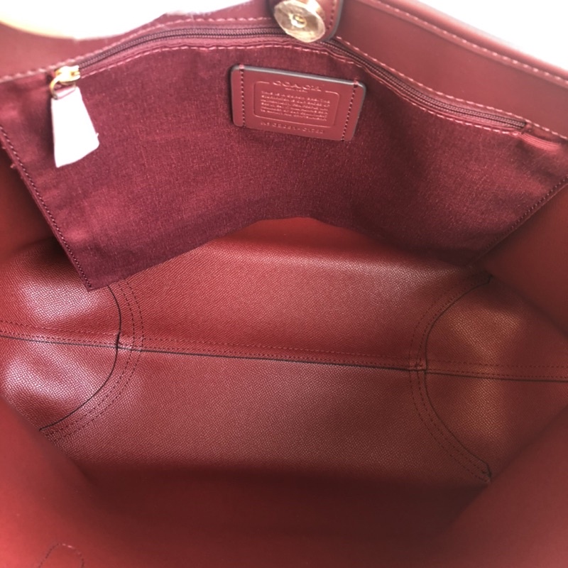 Coach City Tote In Signature Canvas With Unicorn (C1780)