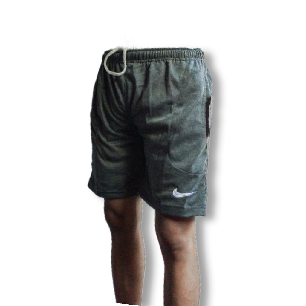 Celana pendek  boxer  olahraga ukuran pendek  di atas lutut L fit XL