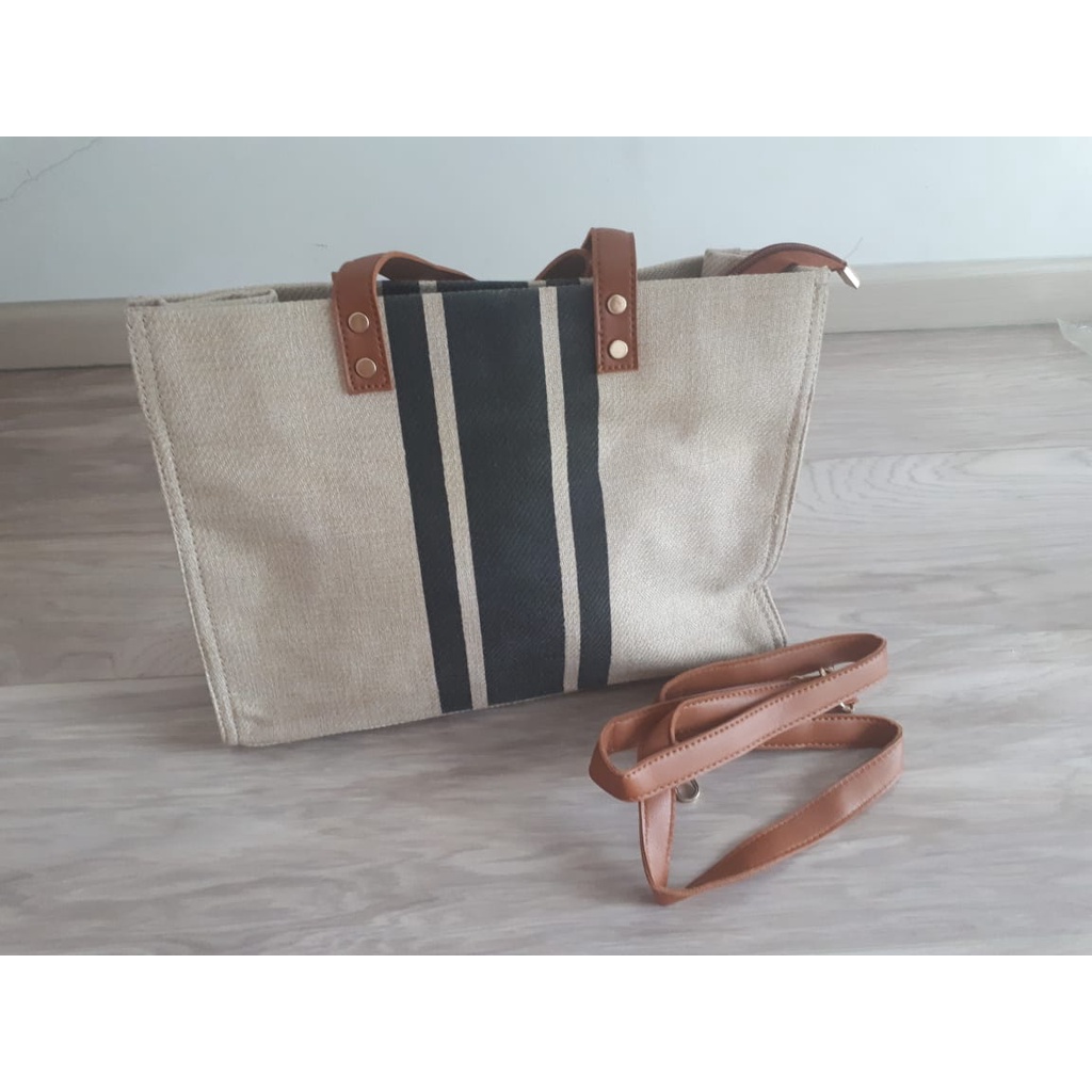Tas Wanita Goni
