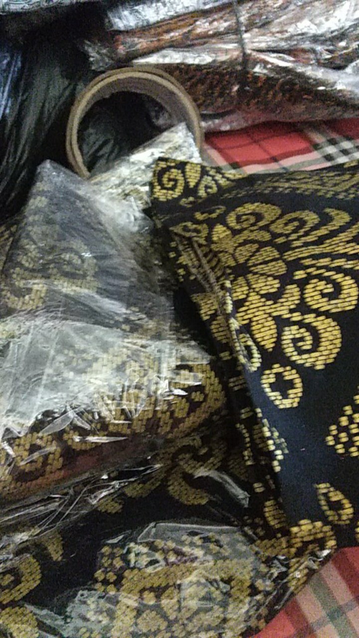 Cuci Gudang !!! Kemeja Batik Pria Lengan Pendek Motif Diamond Prodo