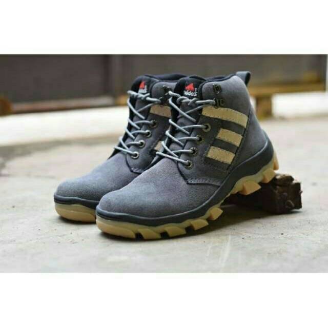 Sepatu boots adidas safety + safety 