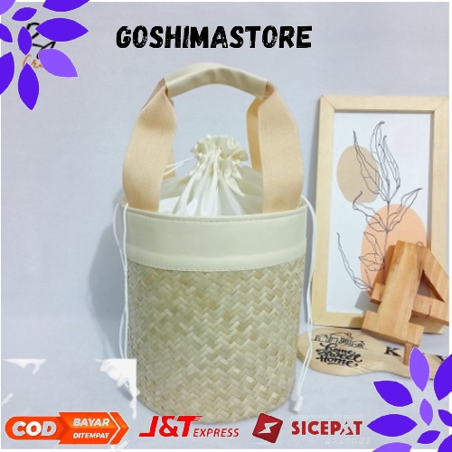 

Goshimastore - Tas Parsel Bingkisan Hampers Anyaman Pandan Keranjang Size 18 Cmx18 Cmx20 Cm