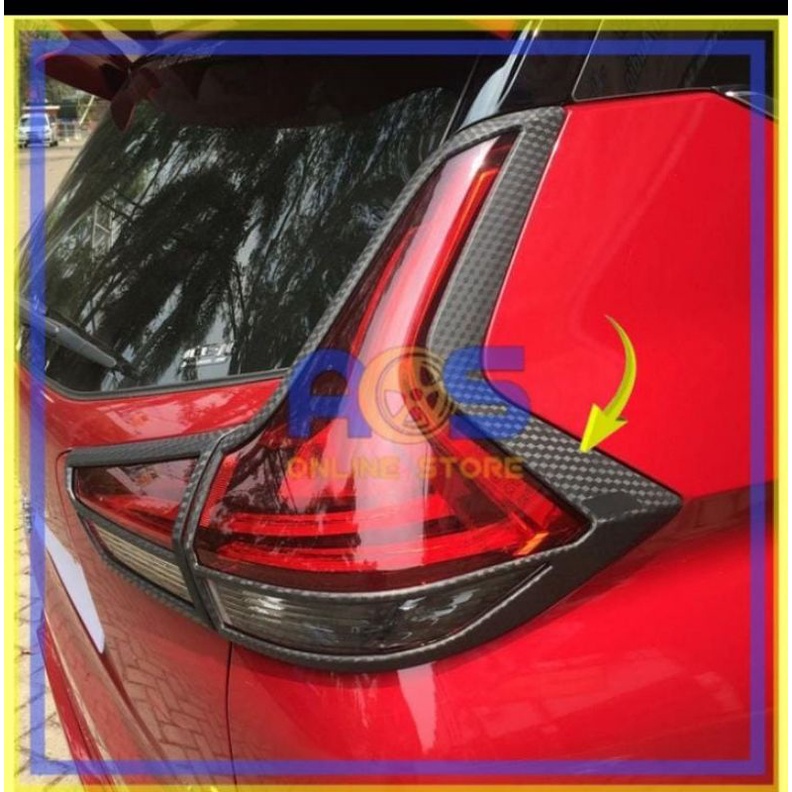 GARNISH BELAKANG BLACK CARBON XPANDER CROSS