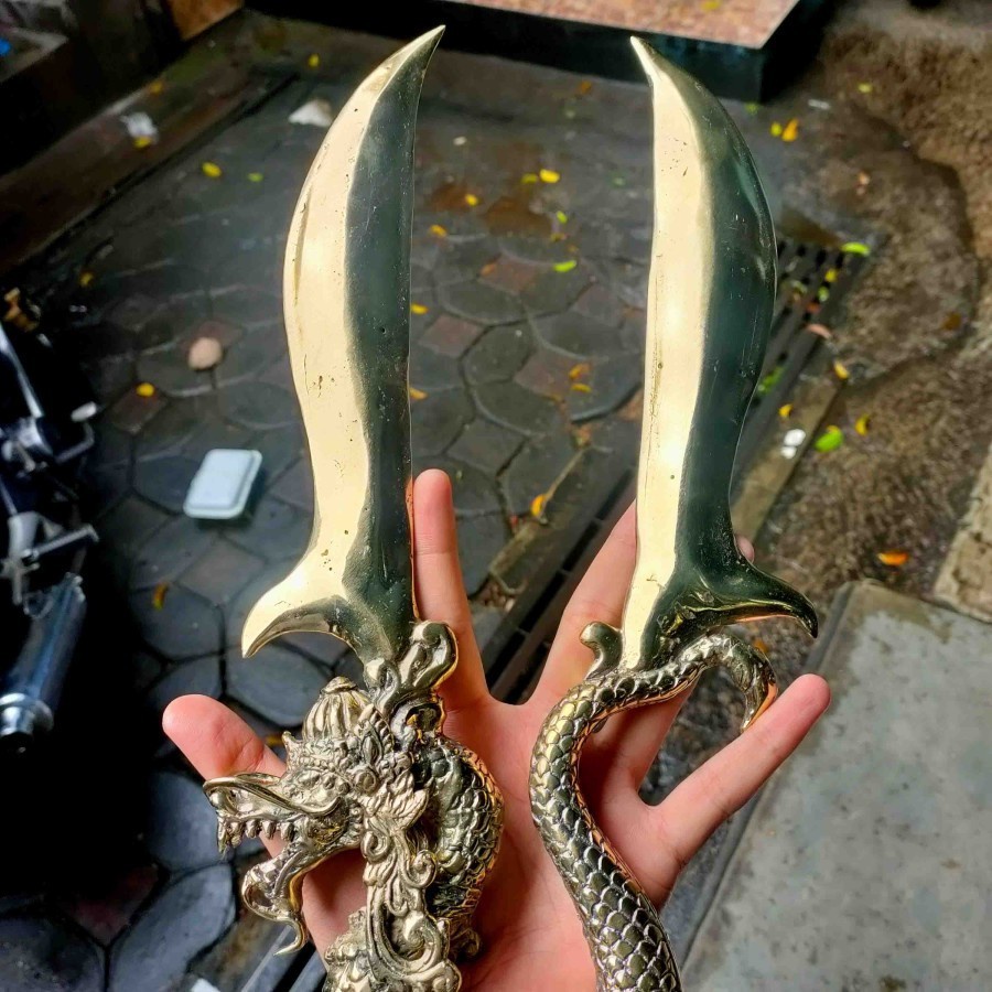 Pusaka Tombak Pataka Naga Baruna Dua Sula Majapahit Antik AP030
