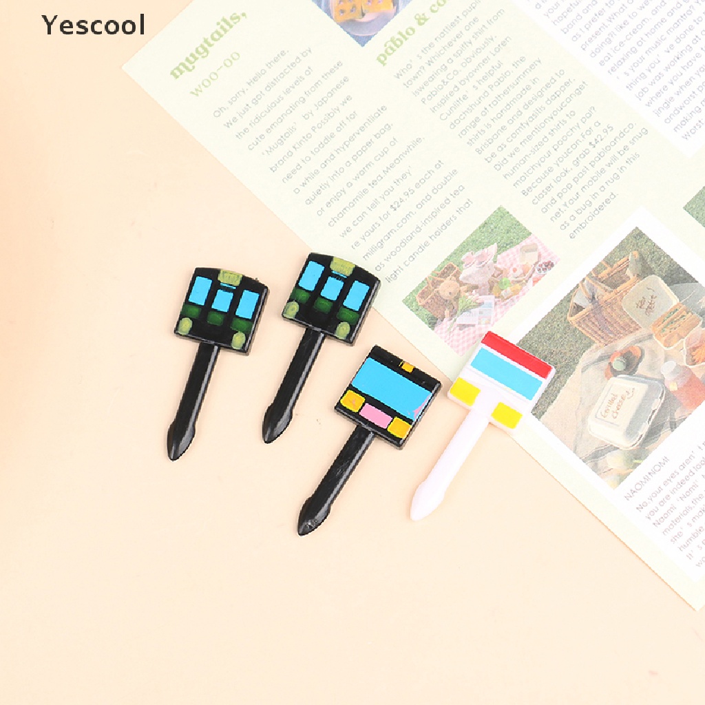 Yescool 6 / 8 / 10pcs Garpu Buah / Dessert / Bento Desain Kartun Hewan Untuk Dekorasi Pesta