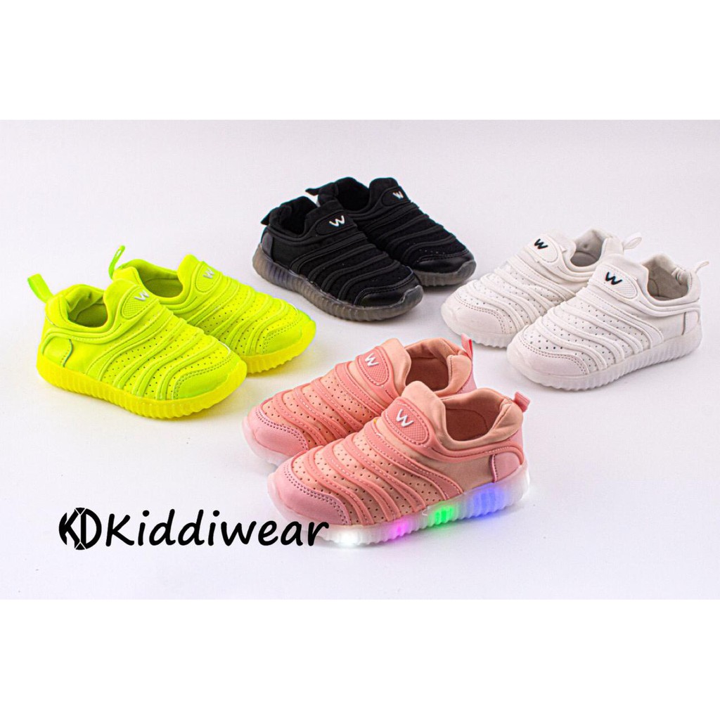 (Kiddiwear) Sepatu  led anak MBK05