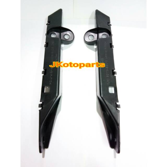 Bracket Bumper Depan Avanza