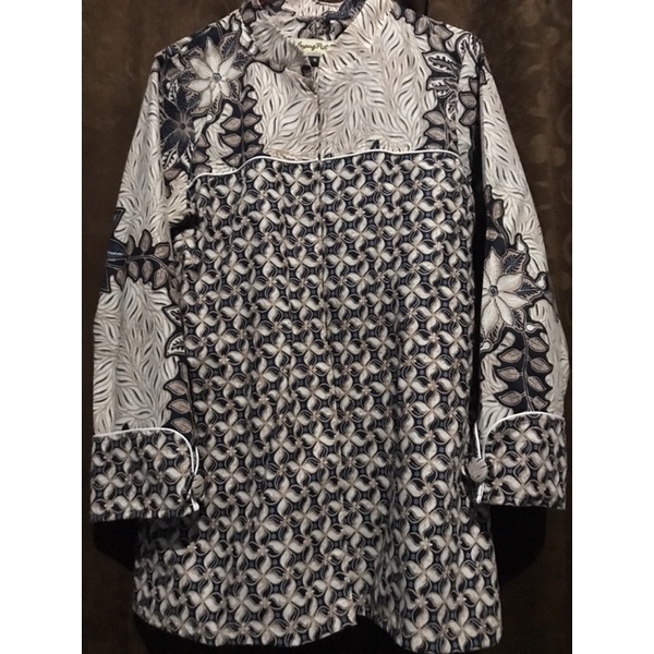 Blouse Batik Tulis Eyang Putri (PRELOVED)uk S-M