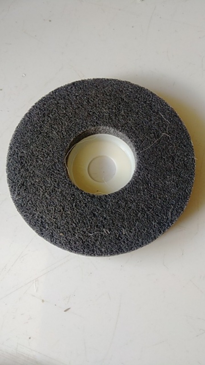 Spon Dove 4 Inch / Non Woven Wheel Spon Poles