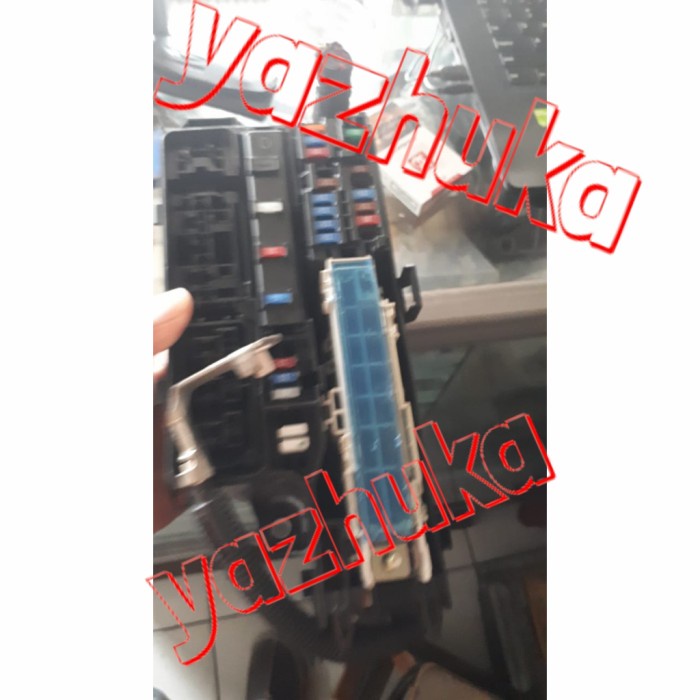 Fuse box Assy komplit Innova Inova bensin Original