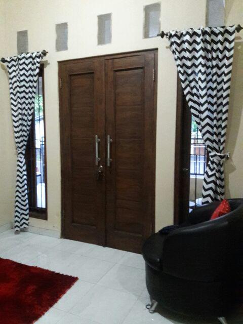 Gorden Katun Monochrome