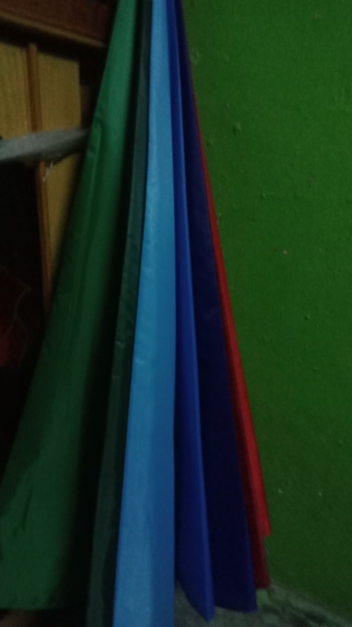 Payung Jumbo Pelangi