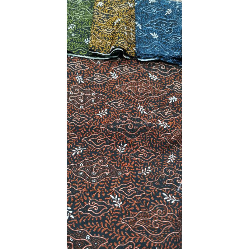 kain batik mega mendung