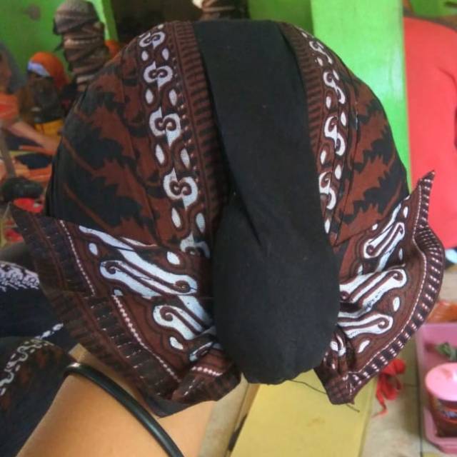 Blangkon asli jogja motif kemodang coklat