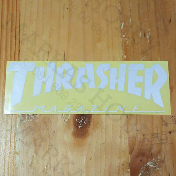 

Stiker / Sticker TRASHER SILVER