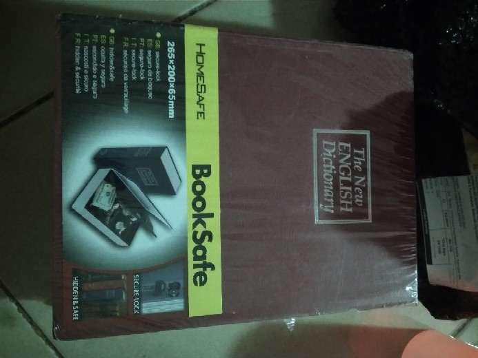 [cod] Kotak Penyimpanan Rahasia / Brangkas Buku