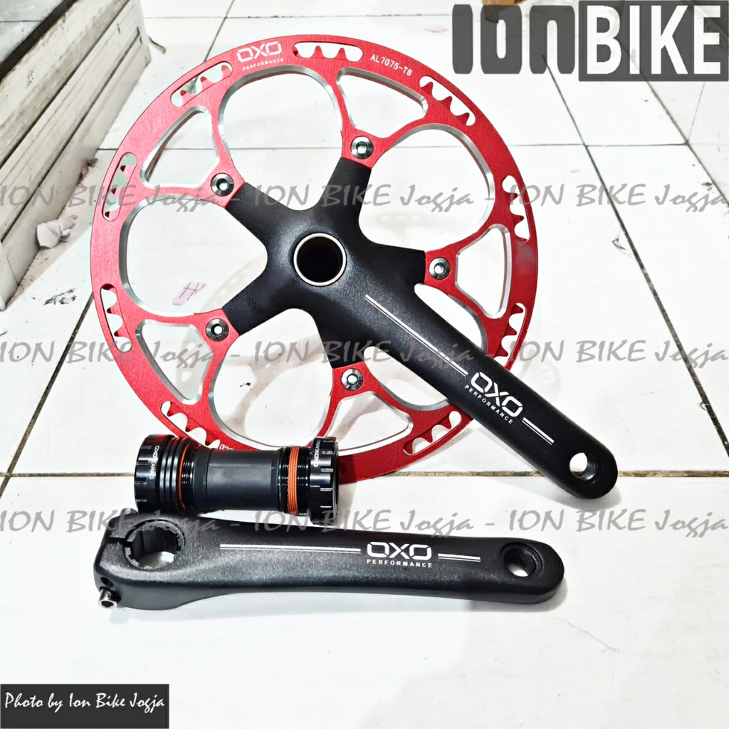 Crankset Oxo 56T Black Red Hollowtech 2 BB HT2 Crank 56 T Single Seli