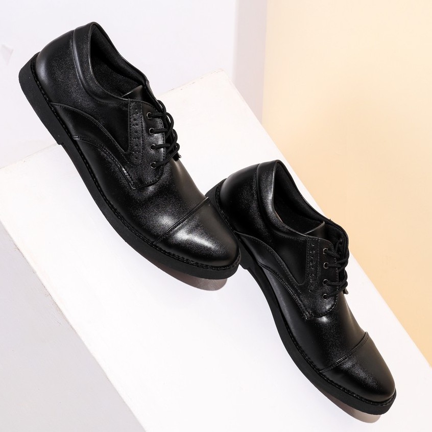 Naruna Black | Sepatu Pantofel Hitam Pria Kerja Formal Fantopel Pantopel Casual Ori | FORIND x Giant