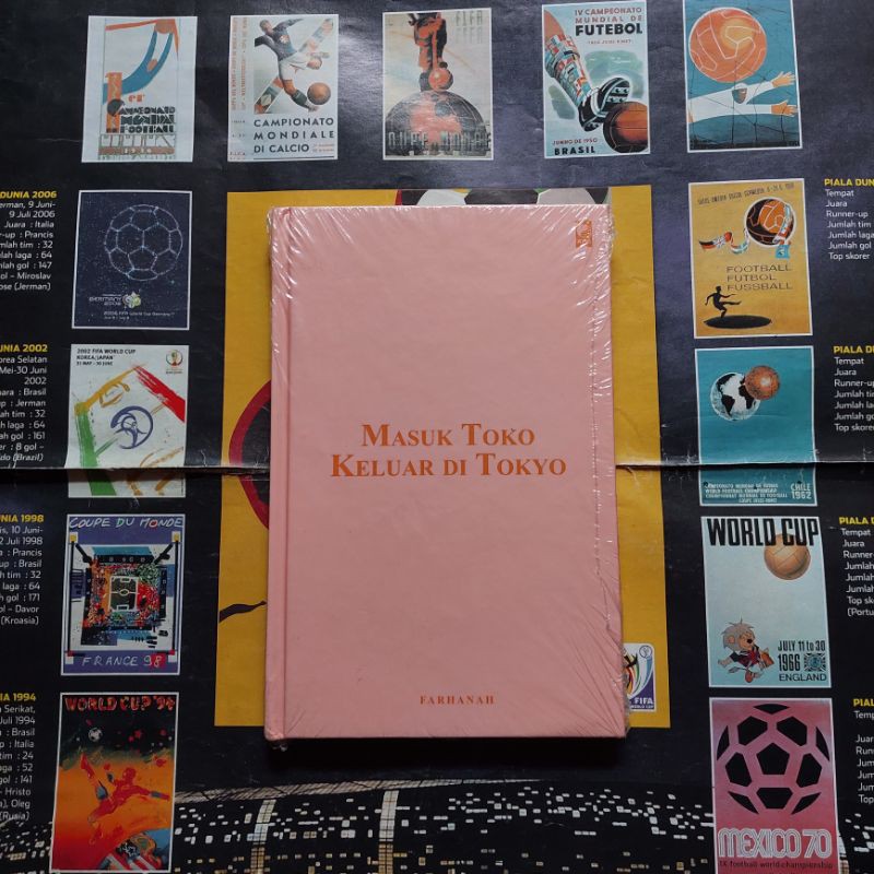 Masuk Toko Keluar di Tokyo oleh Farhanah