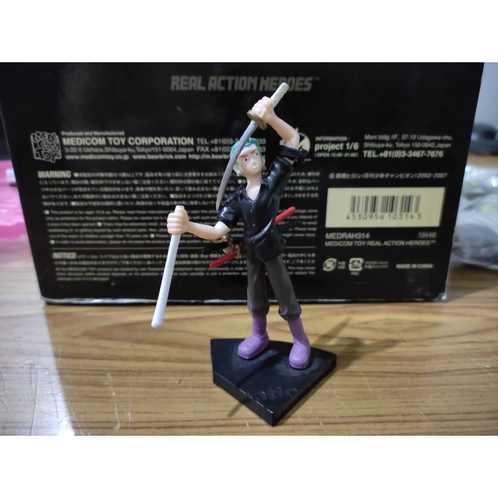 trading figure one piece roronoa zoro original japan