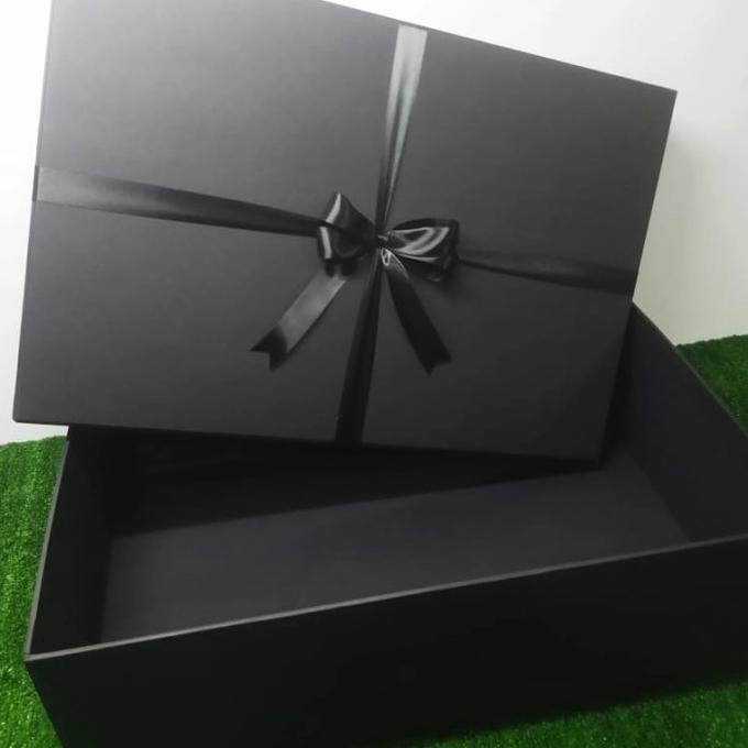 

[COD] hardbox premium 33x33x15 cm full hitam berpita [COD]
