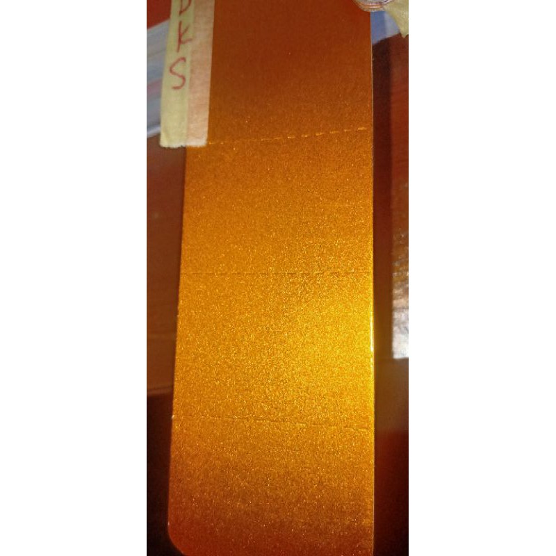 cat nc spider candy yellow & orange