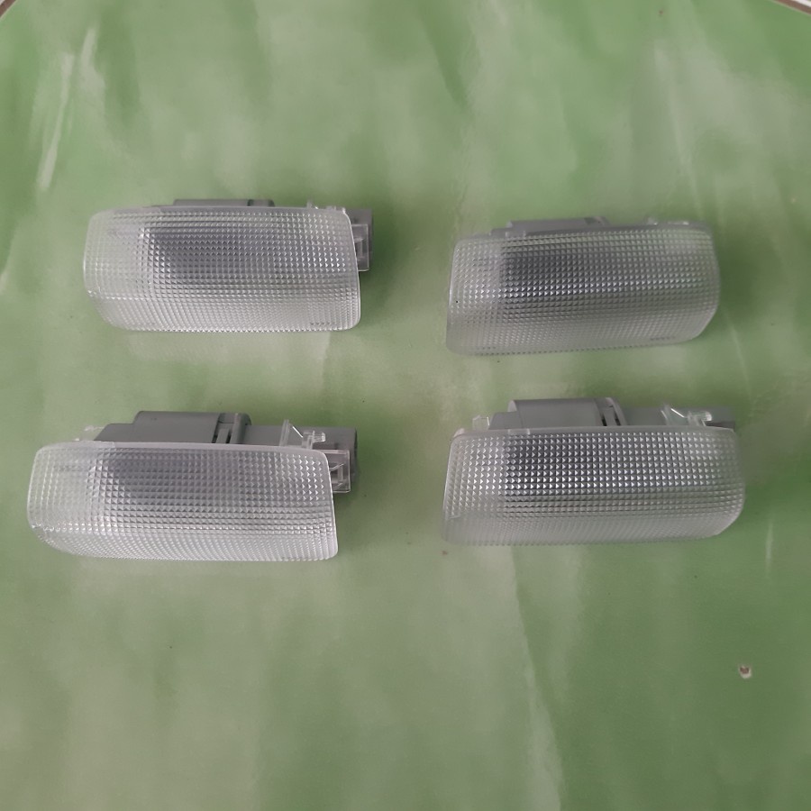 Lampu Pintu Door Trim Innova Reborn dan Fortuner VRZ