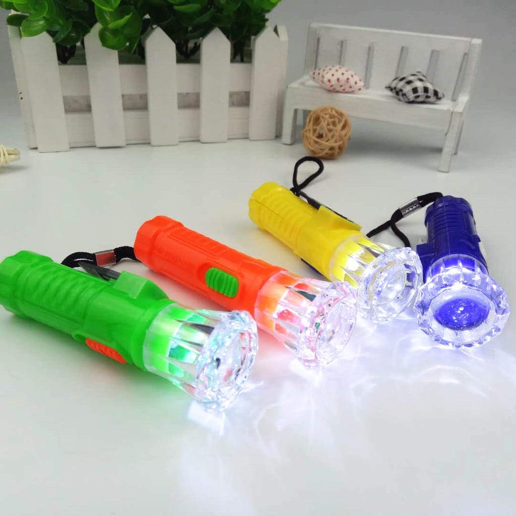 ~ PIYOSHI08 ~ Senter Mini LED Gantungan Kunci Tas Serbaguna Super Terang PR100