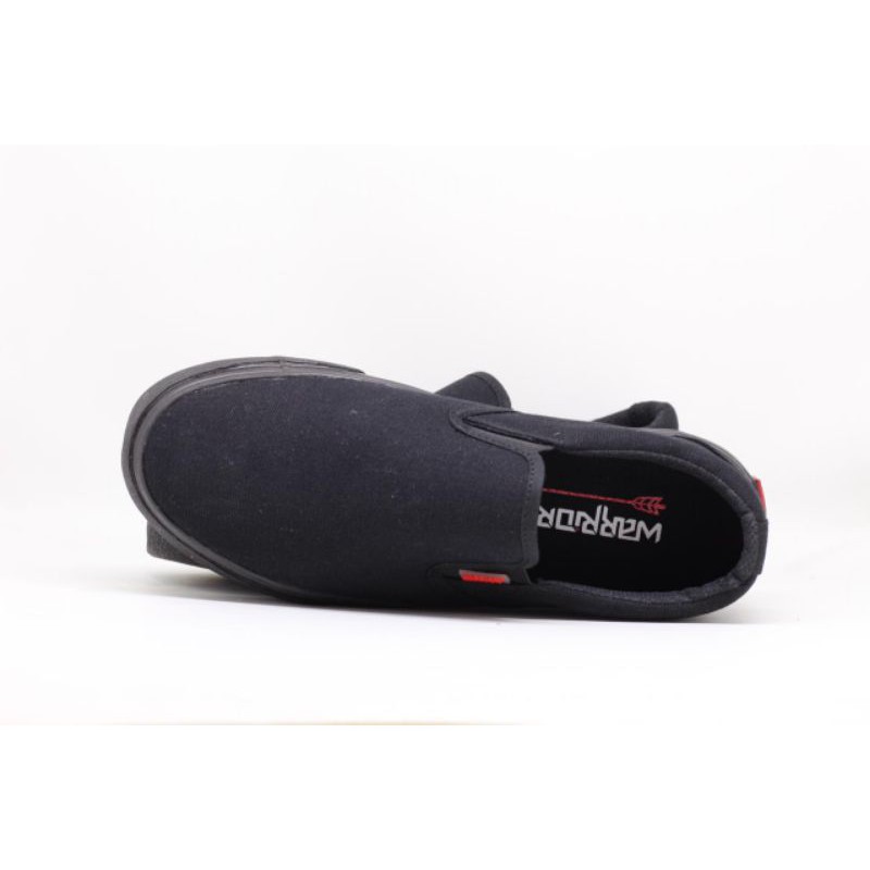 warrior slip on all black