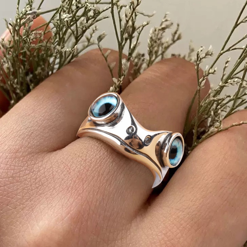 Cincin Model Terbuka Adjustable Desain Katak Mata Biru Gaya Vintage Untuk Unisex