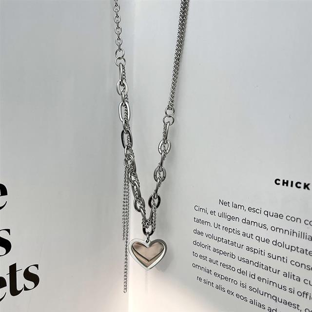 Cinta rantai kalung hip hop wanita ins musim panas niche gaya baru desain kelas tinggi sweater chain