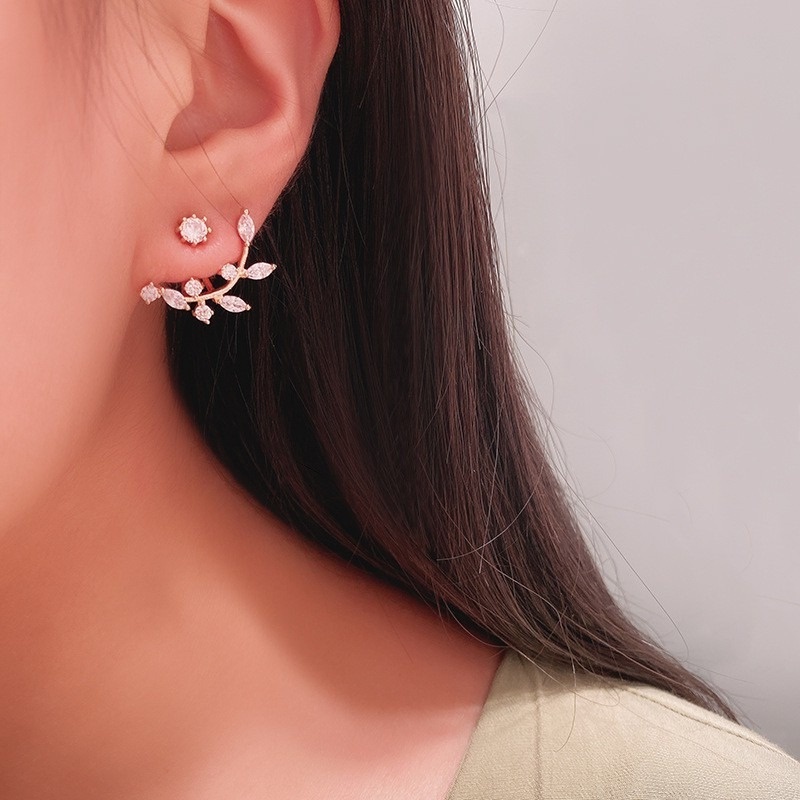 Fashion Street Shooting Leaf Zircon Branch Rear Hanging Rhinestone Leaf Earrings