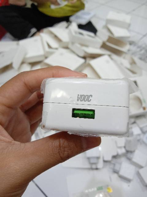 TRAVEL CHARGER TC OPPO R17 3.0A  ORIGINAL VOOC FAST CHARGING