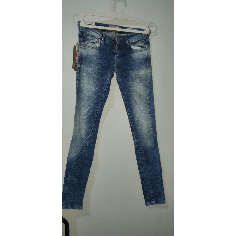 Bershka Super Skinny low rise Jeans