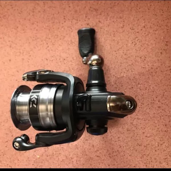 Rel Rell Reel Daiwa RX 2000 Bi Gulungan Katrol Pancing Alat Pancing