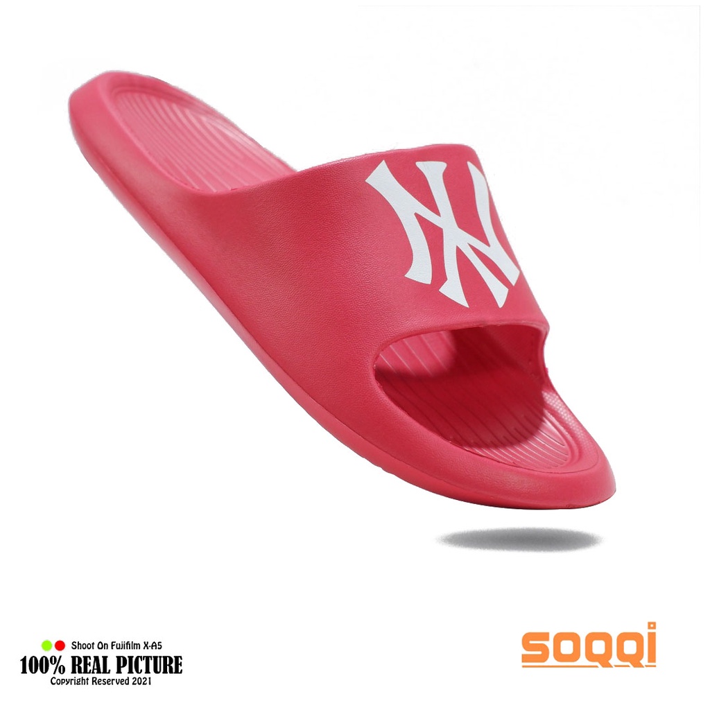 Sandal slop pria karet distro original import korea sendal selop slip on cowok laki-laki dewasa model slipon slide flat kwalitas terbaik Soqqi Komin 080 NYX terbaru promo lebaran keren cod murah 40-44