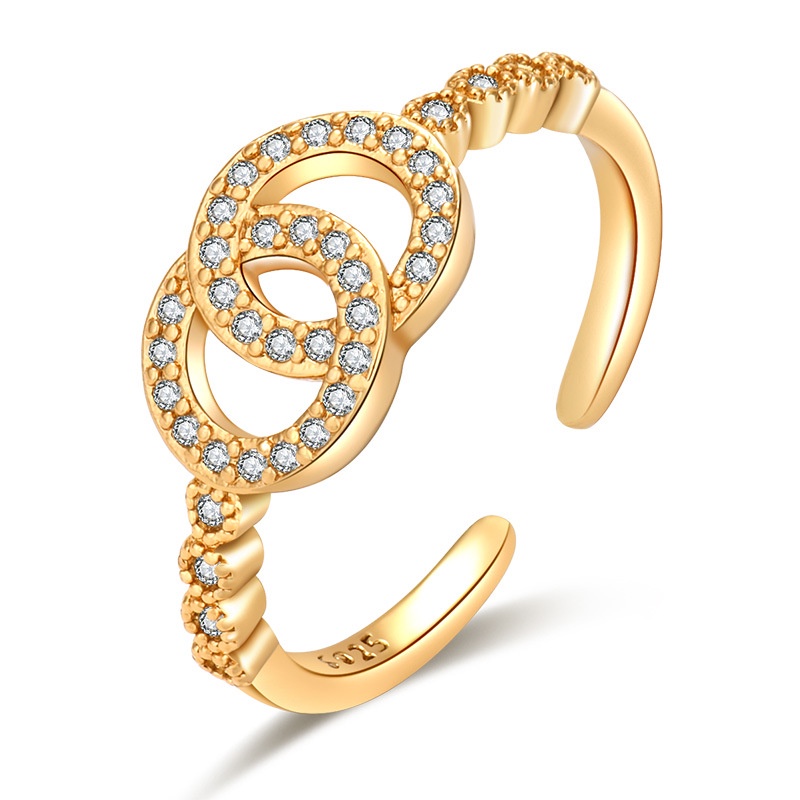 Eropa Amerika Fashion Gaya Baru Interlocking Ring Double O Letter Ring Diamond-studded Influencer Gaya Yang Sama Cincin Perempuan Anti-fading Pasangan Cincin Reksa Hadiah