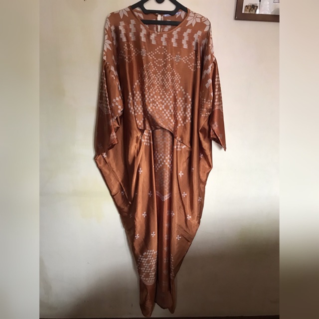 Kaftan Ria Miranda + Koko Ria Miranda