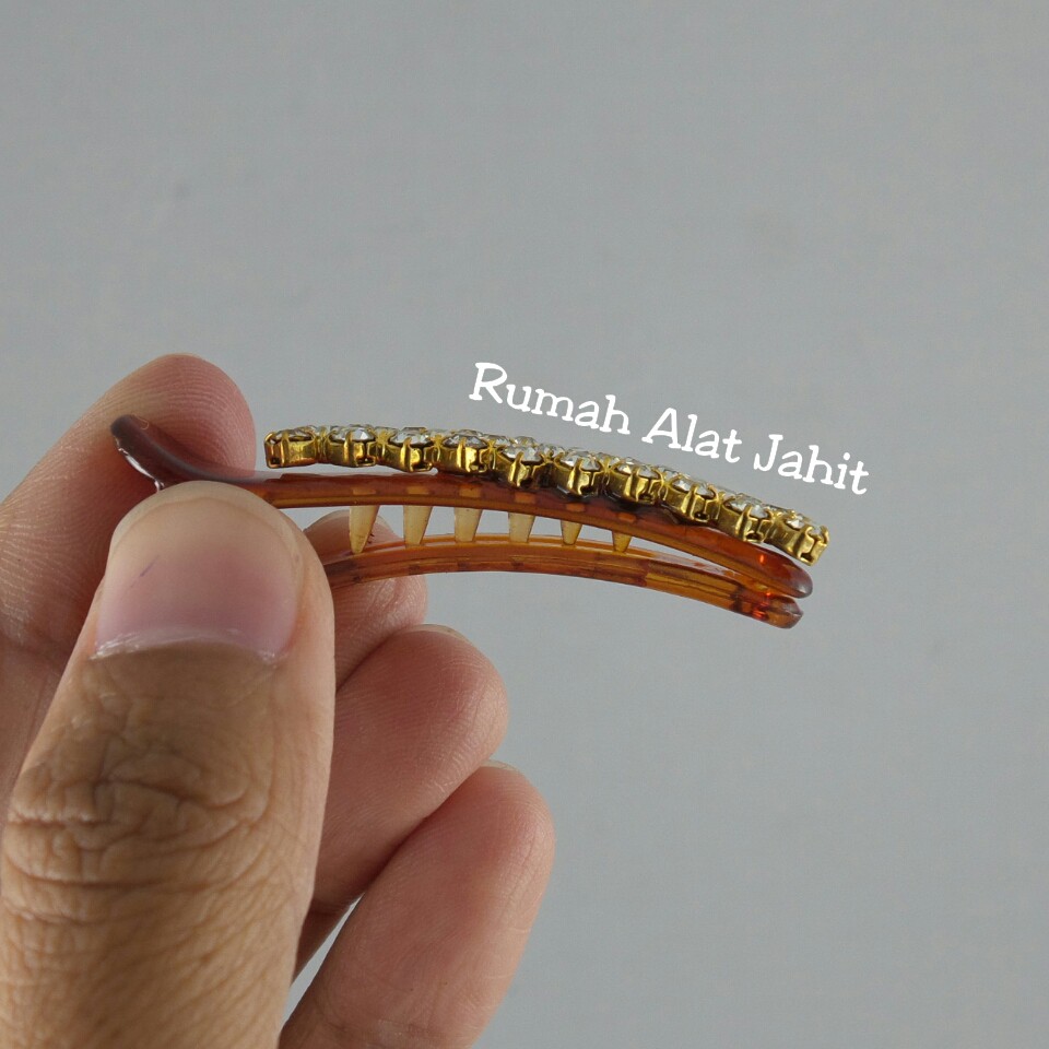 Jepit Rambut / Hair Clip Permata Baris Silang 4.5cm (sepasang)