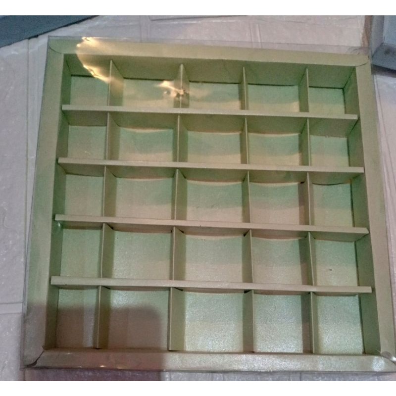 

box cokelat sekat 25