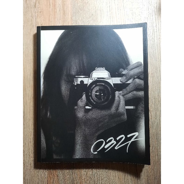 Photobook Lisa 0327 Vol. 1 Unsealed Booked