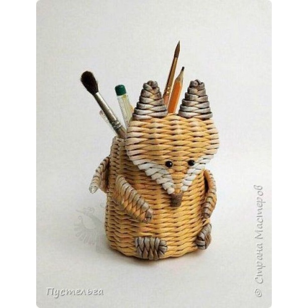 

tempat pensil bolpoint rotan model musang/rattan civet