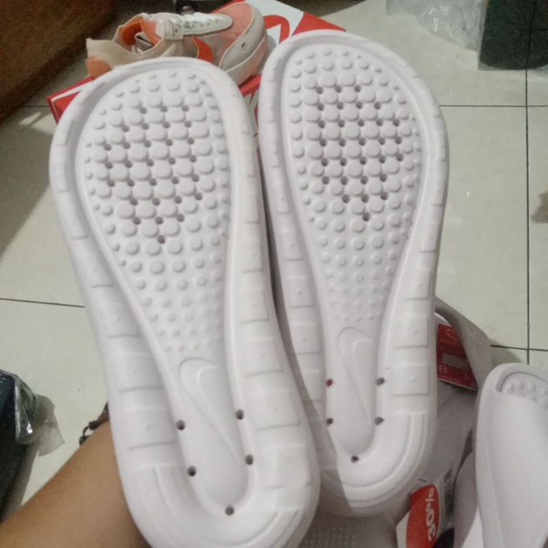 sandal nike victori one shwer slide