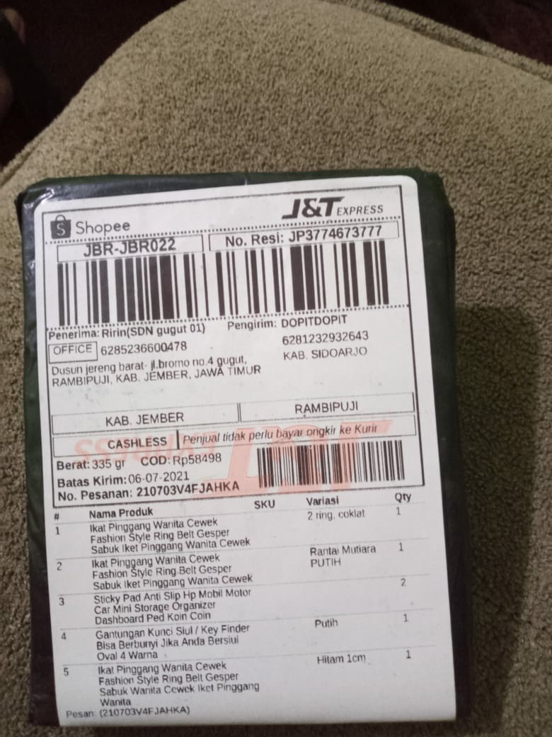 Sticky Pad Anti Slip Hp Mobil Motor Car Mini Storage Organizer Dashboard Ped Koin Coin