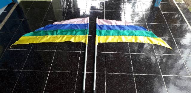 Bendera drum band ukuran anak TK full set berikut tiang / tongkat