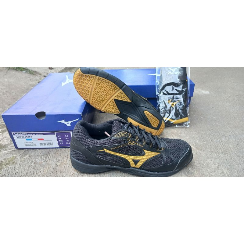 sepatu mizuno  sky blaster made in vietnam sepatu olah raga sepatu volly