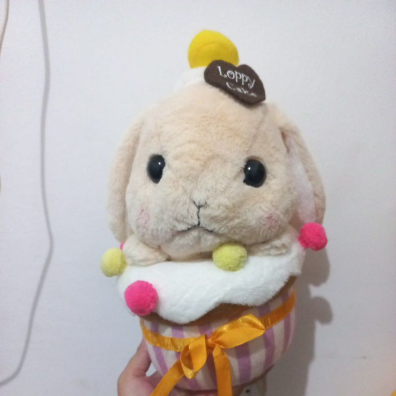 boneka loppy cupcake amuse
